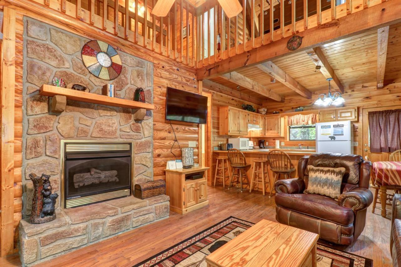 Friendly Bear Cabin Pigeon Forge Esterno foto