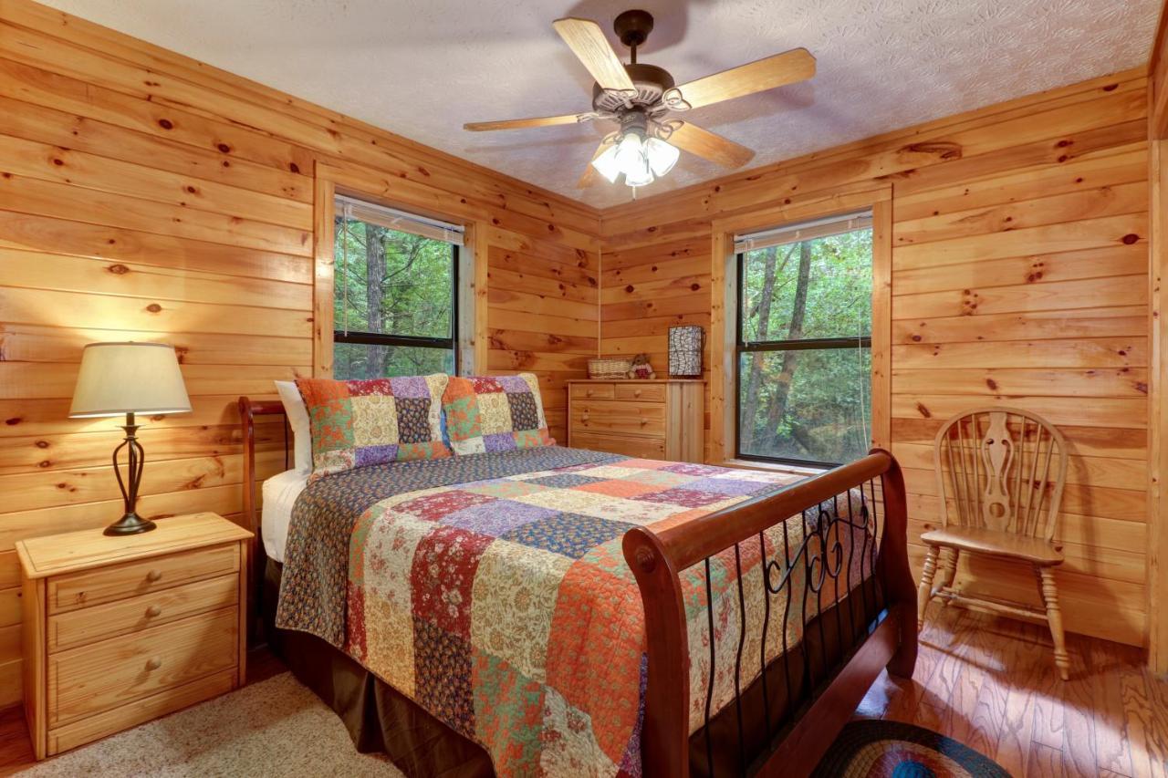 Friendly Bear Cabin Pigeon Forge Esterno foto