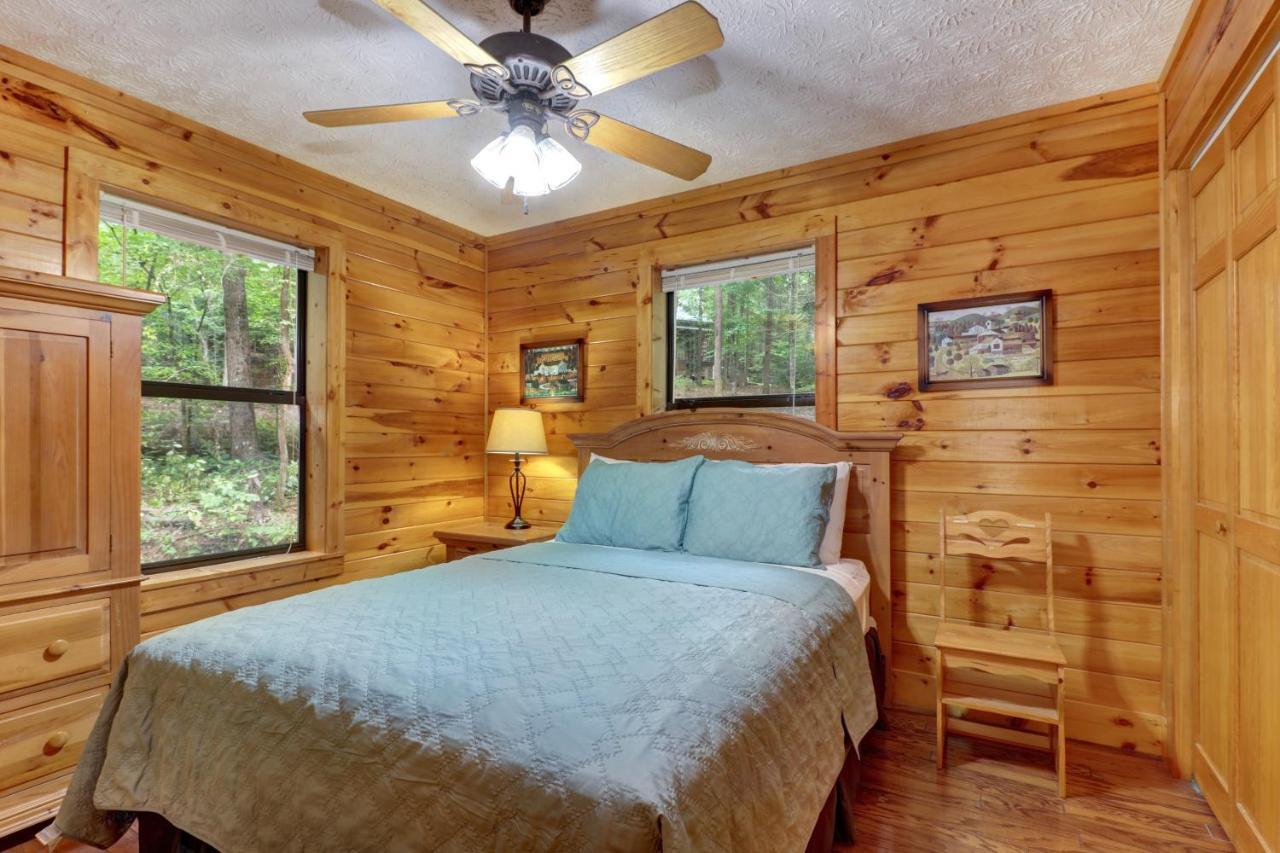 Friendly Bear Cabin Pigeon Forge Esterno foto